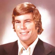 Douglas Moorhead's Instagram, Twitter & Facebook