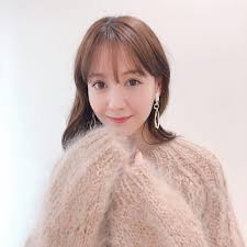 トリンドル玲奈 美月ちゃんとランチ合コン探偵の番宣をさせていただきました 第1話は 本日 よる11時59分からです 恋とグルメと謎解きと 楽しんでいた 美髪 モデル 写真 髪型