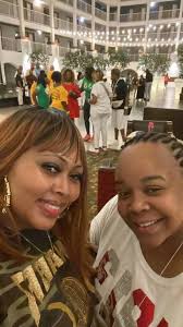 Tracey's Flowers is another proud Academy sponsor this season! Beautiful  flowers for all occasions, we can help you celebrate all life's special  moments. Pick up or delivery! Stop in or give us