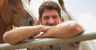 İlk evliliğinden cem adından bir çocuk dünyaya getirdi. Sabahat Akkiraz Aslen Nereli Hayati Sabahat Akkiraz Evli Mi