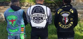 Bikers david donovan and marc knotts were hit in the flurry of bullets. Une Belle Rencontre Vagos Mc Europe Mfer Facebook