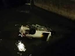 Maybe you would like to learn more about one of these? Lelaki Maut Kereta Terjunam Dalam Sungai