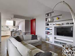 Vivere In Mansarda Nuovo Look Per La Casa Sottotetto Cose Di Casa Sale Soggiorno Piccole Interior Design Per La Casa Arredamento Soggiorno