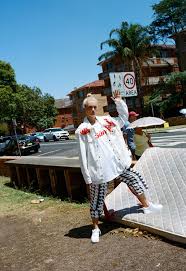 Polly Photographed In Sydney Wearing Levi S X Romance Was Born Jacket Double Rainbouu T Shirt P A M Pants And Nike Trainers F Pretty Pretty Cool Cool Outfits