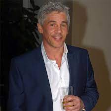 Lineker's bar now has branches in the costa del. Gary Lineker S Brother Wayne Joins Towie York Press