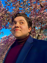 Hello is anyone renting out a room ? 500-650$ budget . 2 cats . Looking to  move in beginning of next month