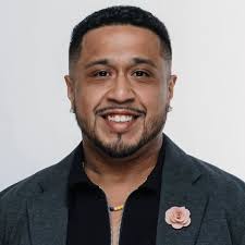 Abraham Blanco (@classeswithblanco) • Instagram photos and videos