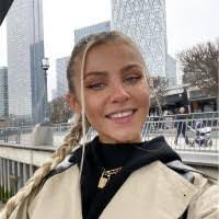 Daniella Elliott's Instagram, Twitter & Facebook