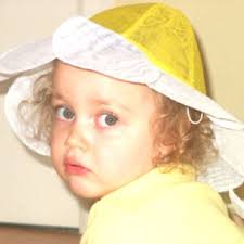 Un Chapeau Fleur En Toile A Beurre Chapeau Carnaval Toile