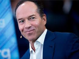 Jana Partners liquidates two hedge funds, to focus only