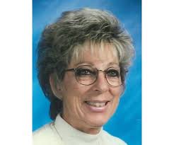 Kim Badgett's Instagram, Twitter & Facebook