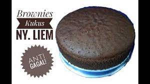 Perpaduan coklat dan pandan yang manis sekaligus wangi membuat siapapun tergoda. Brownies Kukus Ny Liem Anti Gagal Youtube
