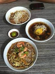 10 minit sahaja dari bandaraya kuching. Tempat Makan Best Di Kuching Sarawak Halal Dan Sedap