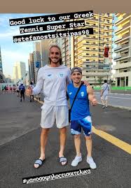 Οι ελληνικές συμμετοχές στην γυμναστική (ρυθμική) επιτυχίες η ελλάδα έχει και στην ρυθμική γυμναστική με ένα μετάλλιο αλλά και καλές παρουσίες. Olympiakoi Agwnes Leyterhs Petroynias Kai Stefanos Tsitsipas Pozaroyn Me Diafora Ypsoys