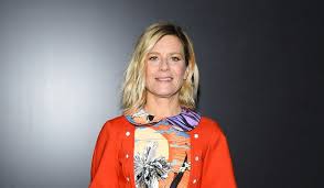 Les derniers films des réalisateurs emmanuel mouret, françois ozon et albert dupontel forment le trio de tête des nominations aux césars 2021. Marina Fois Presentera Les Cesar 2021 Le Huffpost