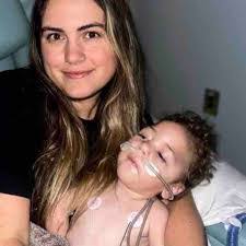 Elliot Bailey's Instagram, Twitter & Facebook