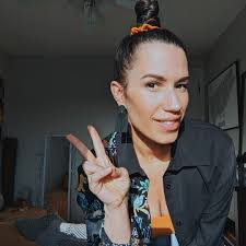 Alexa Rae's Instagram, Twitter & Facebook