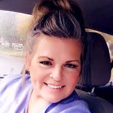 Lori Ott's Instagram, Twitter & Facebook