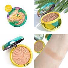 Khi quả còn non thì lớp vỏ rất cứng, nhưng quả dừa non hiếm khi rụng, ngoại trừ khi bị bệnh. Táº¡o Khá»'i Dá»«a Shopee Viá»‡t Nam