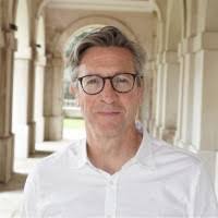 Jamie Helm's Instagram, Twitter & Facebook