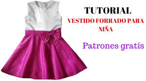 Si se está preguntando cómo hacer vestidos de estilo hombros caídos, es una simple cuestión de saber cómo debe correr el vestido de arriba a abajo y tomar un extremo del vestido como su punto de partida. Diy Como Hacer Vestido De Nina Forrado Youtube