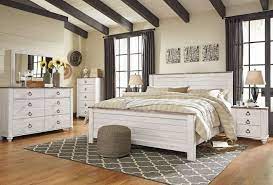 Willowton Whitewash King Panel Bed In 2021 White Washed Bedroom Furniture Bedroom Set Bedroom Panel