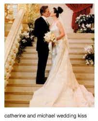 Katherine Zeta Jones And Michael Douglas On Their Wedding Day Celebrity Wedding Photos Hollywood Wedding Wedding