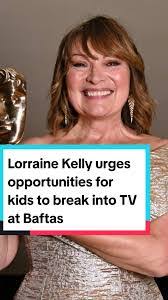 Maeve Stanton's Instagram, Twitter & Facebook