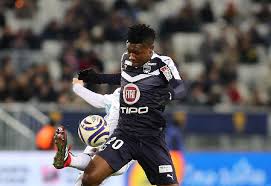 Salomon armand magloire kalou (born 5 august 1985) is an ivorian footballer who plays as a striker and winger. Samuel Kalu S Mother Released By Kidnappers