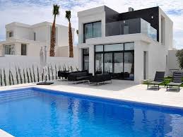 Image Result For Ultra Modern Swimming Pool Designs La Country Homes For Sale Pool Designs Swimming Pool Designs