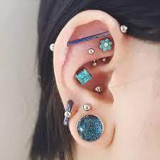 インナーコンクに大きいプリンセスつけるの本当好き それにしてもロックの付け替えセルフでは二度とやりたくない 剥けたわ mayanatometaljp jewelryrinkg anatometal アナトメタル body earrings body jewelry rings body jewelry