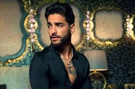 Maluma (singer) and natalia barulich dated from january, 2018 to october, 2019. Maluma Height Weight Age Affairs Wife Family Biography Facts More Starsinformer