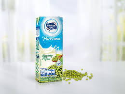 Gunakan susu full cream atau susu uht plain. Cara Bikin Kopi Susu Ala Minuman Kekinian Dengan Frisian Flag Frisian Flag Indonesia
