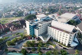 שאלות נפוצות לגבי מלונות ב‪padang besar‬. Grand Inna Padang Jadi Hotel Rujukan Di Padang Venuemagz Comvenuemagz Com