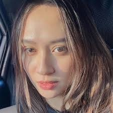 Grew up with people telling me I look like Angel Aquino. Now I'm in a  teleserye starring alongside her as her best friend. Universe, you are a  funny being.