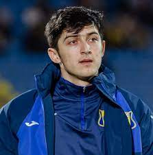 Elle présente les stats concernant la carrière d'un joueur en sélection nationale. Sardar Azmoun Wikipedia