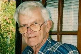 Denise Ashcraft's Instagram, Twitter & Facebook