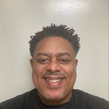 2Pac's brother #MopremeShakur said that 2pac believed Biggie Smalls stole  his adlibs and his style and considered it an insult. Subscribe to The Art  Of Dialogue YouTube channel for full interviews. #reels #