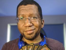 I want a new Commander Rules Committee and I want these 4 to be it. They're  connected and participate with the Commander community. They're experienced  and knowledgeable. They're passionate about the spirit