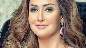 صور غادة عبد الرازق بعد التخسيس التي اثارت جدلا بسبب رشاقتها وطول ساقيها وكأنها في العشرينات sunglasses women style women