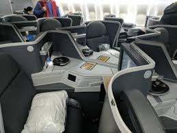 First cabin version of the this aircraft has 4 rows in the first class per 4 seats in each. Archive Which 777 200er 772 J Mce Pey 45j To 37j Flyertalk Forums
