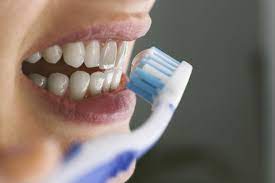 Cual Es La Forma Correcta De Lavarse Los Dientes Los Expertos Te Lo Cuentan Actualidad Cadena Ser