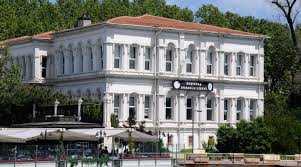Muhittin böcek anadolu lisesi taban puanı. Besiktas Anadolu Lisesi Nin Resmi Twitter Hesabinda Skandal Begeniler