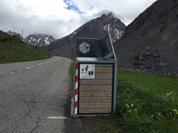 La seule route qui traverse le col ne redevient praticable qu'apr s la fonte des neiges. Le Col Du Galibier Un Mythe Mais Pas Seulement Bike Cafe
