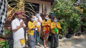 Suasana riang di hari raya imran ajmain. Foto Foto Melihat Suasana Hari Raya Galungan Di Kampung Bali Bekasi Halaman 2 Tribun Jakarta