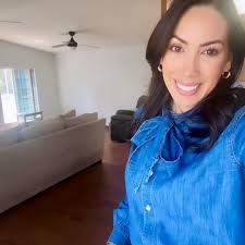 Vanessa Sims-Gil (@vanessasimsgilrealtor) • Instagram photos and videos