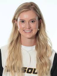 Kara Decker's Instagram, Twitter & Facebook