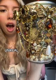 Order Your Holiday Cameo from Quilly Glover