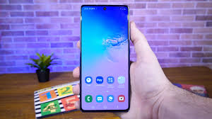 Samsung Galaxy S10 Lite, review: high ...