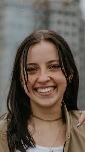 Lizzy King's Instagram, Twitter & Facebook